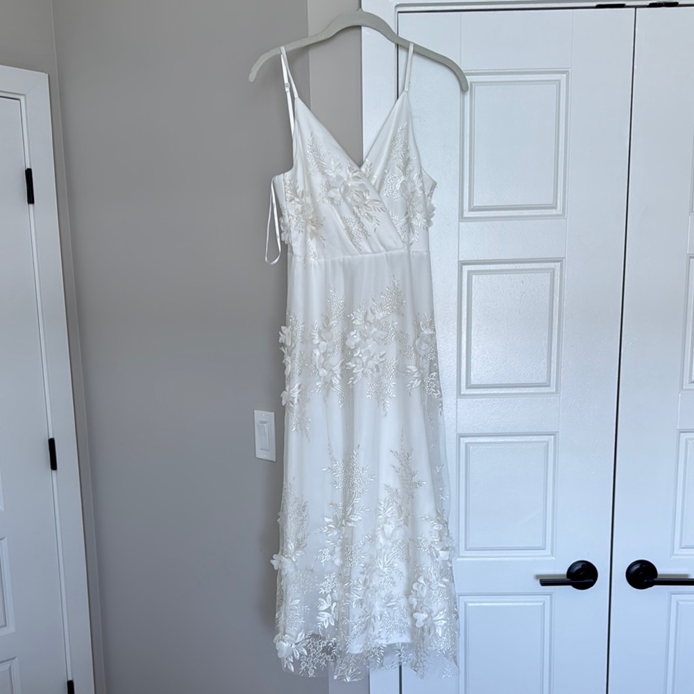 Lulus Elegant White Floral Dress